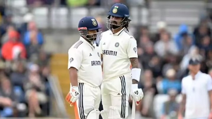 Understanding Strategies During Live Cricket Matches